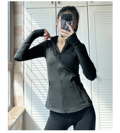 Aiithuug Side Pockets Thumbholes Yoga Jackets Women's Stand-up Collar Slimming Fit Coat Breathable Pilates Fitness Workout Tops