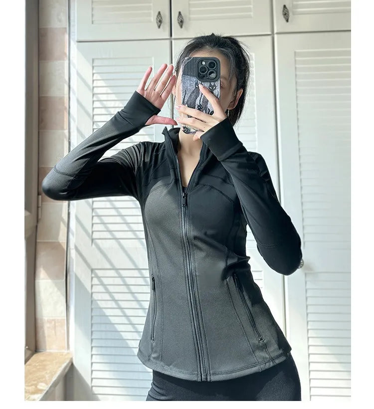 Aiithuug Side Pockets Thumbholes Yoga Jackets Women's Stand-up Collar Slimming Fit Coat Breathable Pilates Fitness Workout Tops