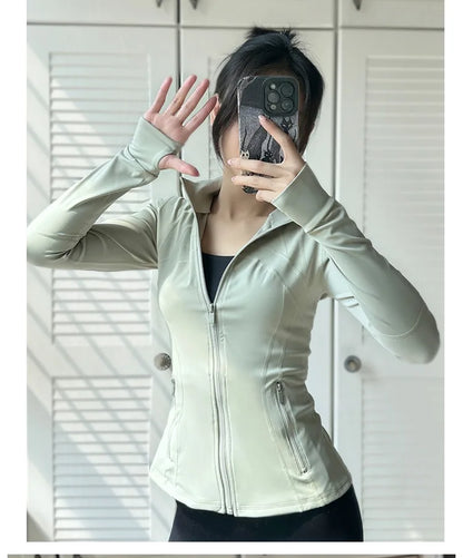 Aiithuug Side Pockets Thumbholes Yoga Jackets Women's Stand-up Collar Slimming Fit Coat Breathable Pilates Fitness Workout Tops