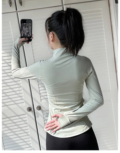 Aiithuug Side Pockets Thumbholes Yoga Jackets Women's Stand-up Collar Slimming Fit Coat Breathable Pilates Fitness Workout Tops