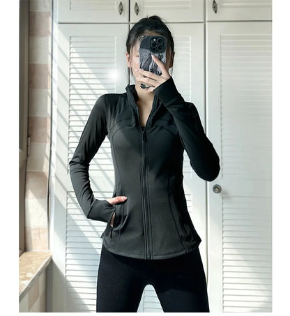 Aiithuug Side Pockets Thumbholes Yoga Jackets Women's Stand-up Collar Slimming Fit Coat Breathable Pilates Fitness Workout Tops